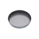 non-stick loose base quiche tin with perforated holes for crispy pastry and quiches