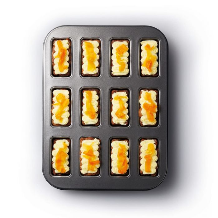 MasterClass Non Stick Loose Base Mini Loaf Tin 12 Hole Auntie