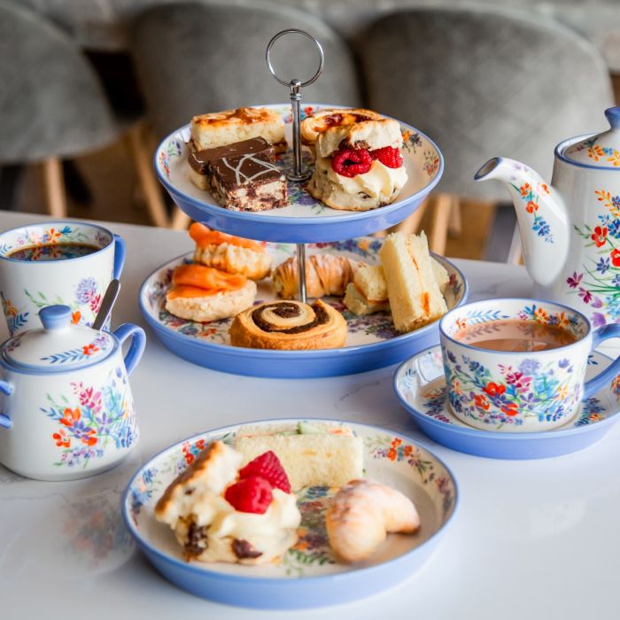 Pottery cake stand sale
