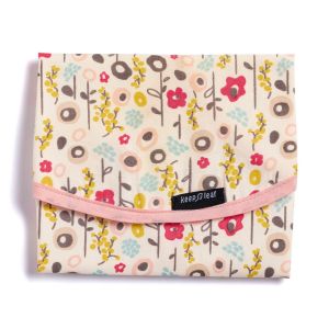 Eco friendly sandwich wrap with Velcro sleeve and bloom design