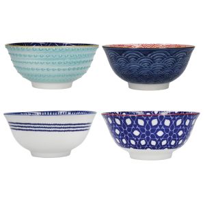 Set of 4 blue, mismatched bowls