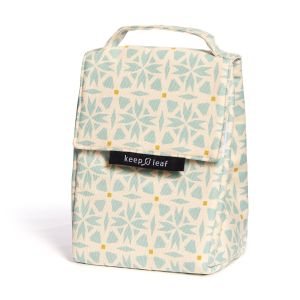 Blue, snowflake like geometric design, printed onto a cotton lunch bag. With an insulated lining, it it perfect for school lunches and picnics