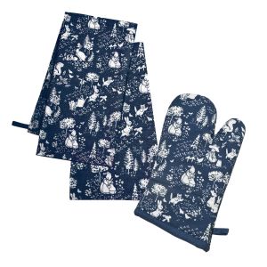 blue classic peter rabbit oven gauntlet and tea towels set